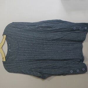 Ladies sweater size xl